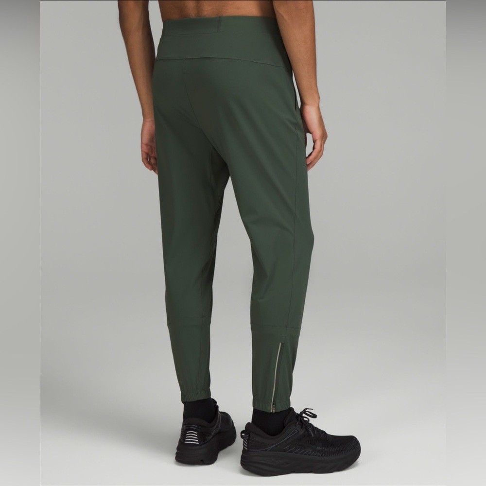 Men's smoked spruce ‘SURGE’ jogger size:Large (regular length 29”)